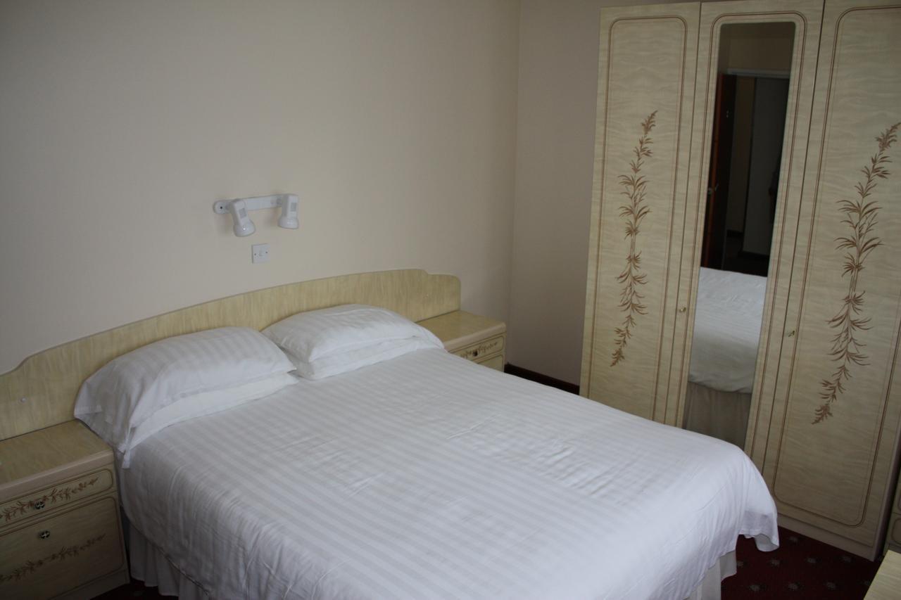 Talana Hotel Saint Helier Ngoại thất bức ảnh