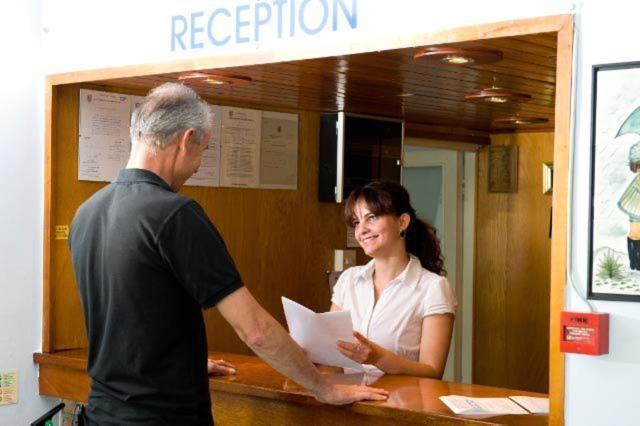 Talana Hotel Saint Helier Ngoại thất bức ảnh